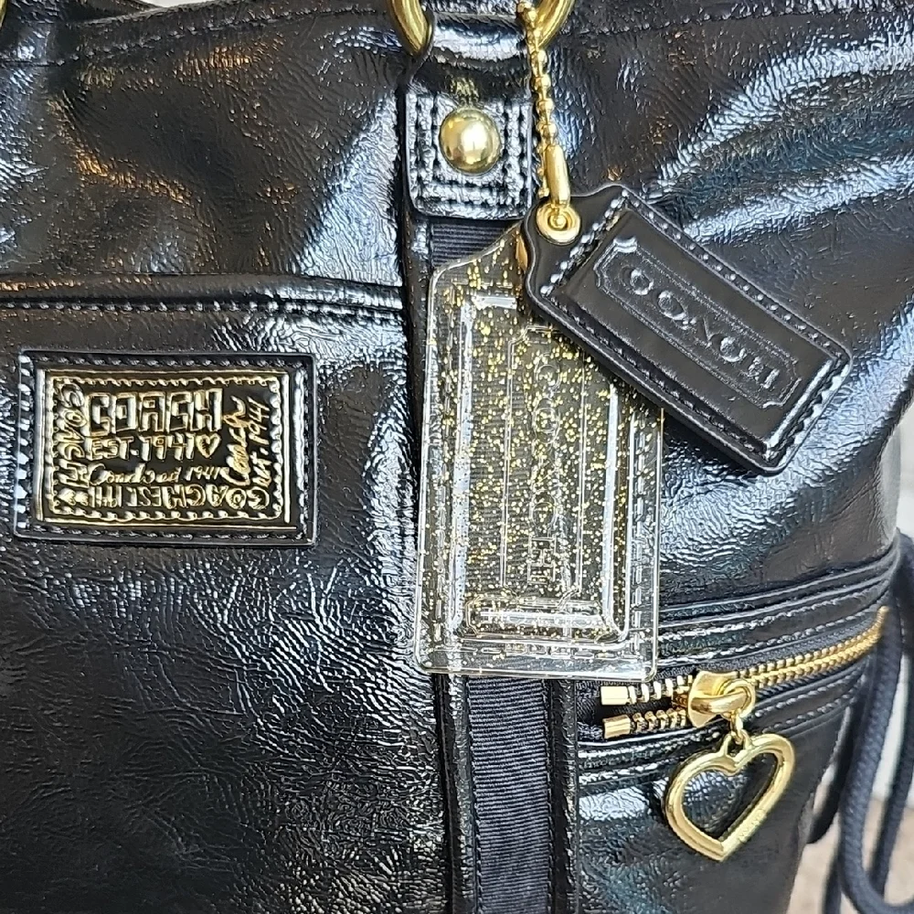 Coach NWOT Poppy Daisy Liquid Leather Tote Shoulder Bag - Picture 3 of 11